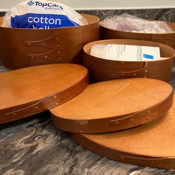 SHAKER /BENTWOOD STYLE THREE OVAL LIDDED BOXES CHERRY FINISH WOODEN TRADITIONAL - Picture 9 of 10